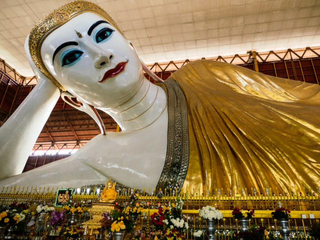 Kyaukhtatgyi Pagoda